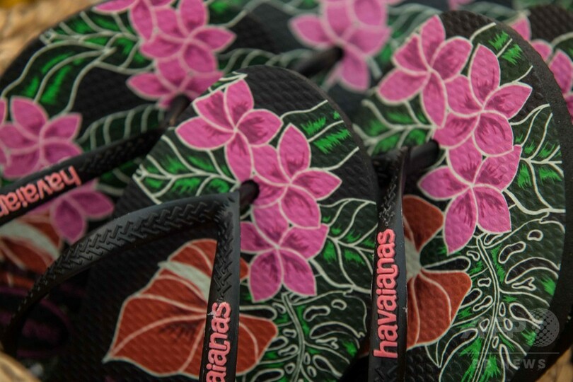ブラジルを象徴するビーチサンダル「ハワイアナス」の汚職とすべて