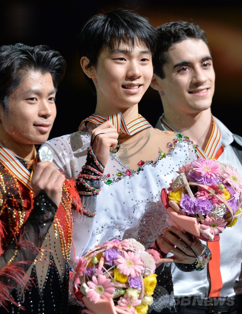 羽生が史上2人目のシーズン三冠、世界フィギュア