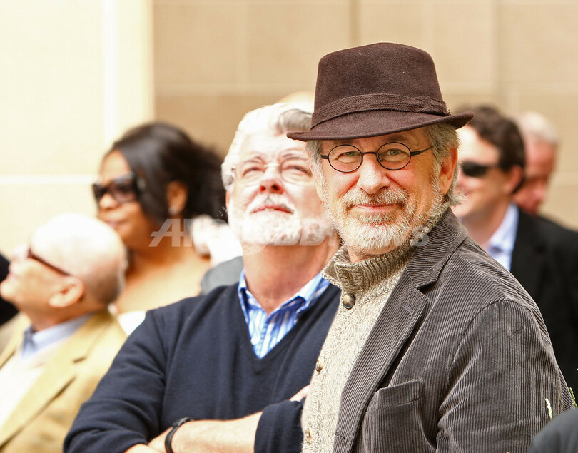 USC映画芸術学部に新施設、落成式にスピルバーグ&ルーカスが出席