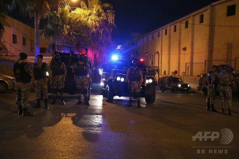 在ヨルダン・イスラエル大使館で発砲、3人死傷