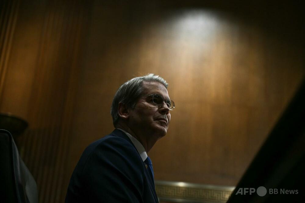 米国、対イラン「二次制裁」拡大 ベセント氏、「経済的窒息」に追い込むと主張