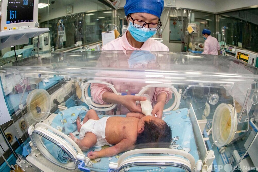 中国の人口、前年比208万人減 2年連続で減少 写真1枚 国際ニュース：AFPBB News
