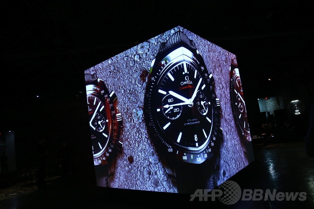 「オメガ」主催パーティーにココ・ロシャやジェイミー・キングら