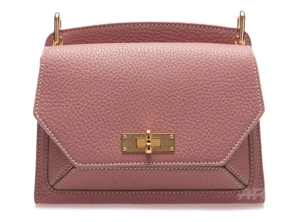 バリー新作アイコンバッグ「スージー」に注目