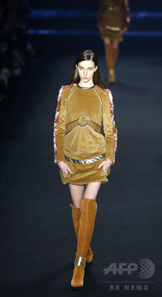 ドナテラ・ヴェルサーチもコレクション発表、「サンパウロ・ファッション・ウィーク」開催