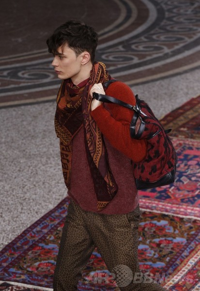 ＜14/15年秋冬パリ・メンズコレクション＞ポール・スミス