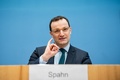 ドイツのイェンス・シュパーン保健相（2021年1月22日撮影、資料写真）。(c)Michael Kappeler / POOL / AFP