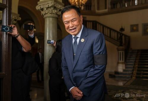 タイ改革派議員10人、王室不敬罪改正で倫理違反指摘 写真2枚 国際
