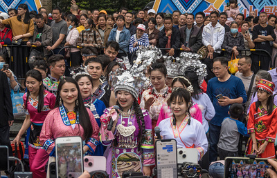 中国広西「旧暦3月3日祭り」の4連休がスタート