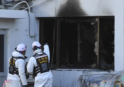韓国の病院火災、死者40人に