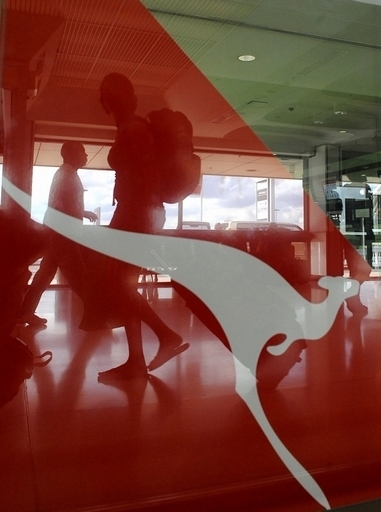 豪カンタス航空、楽器の手荷物扱いを再開 フェースブック抗議が奏功？