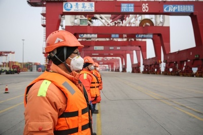 中国、対米関税を一部半減へ 8兆円超相当を14日から