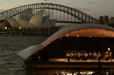 シドニー五輪でも！？交響楽団が演奏のふり