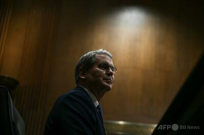 米国、対イラン「二次制裁」拡大 ベセント氏、「経済的窒息」に追い込むと主張