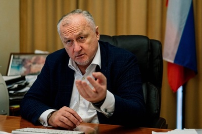 ロシア、批判的な反ドーピング機関トップを解任
