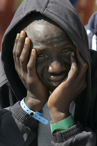 相次ぐ移民希望者を乗せたボートの事故、約140人が死亡または行方不明