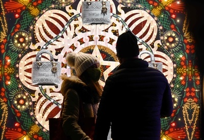 イタリア、年末年始に外出制限 店舗の営業停止や地域間の移動禁止も