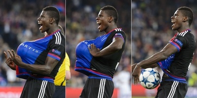 バーゼルFW、ボールをユニホームの中に入れて歓喜―欧州CLプレーオフ