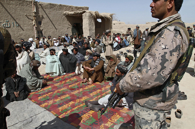 アフガン米兵襲撃事件、被害者の葬儀が攻撃受ける 兵士1人死亡