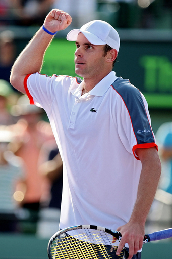 ロディック トロイキ降し3回戦進出