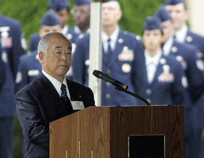 久間防衛相「原爆しょうがない」発言、安倍首相が厳重注意