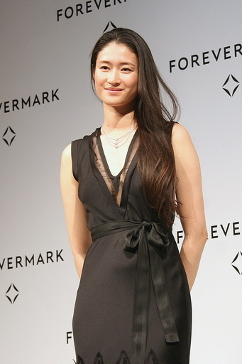 2010年フォーエバーマーク賞、女優の小雪が受賞