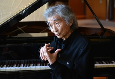 小澤征爾さん、スクーターからマエストロへの道