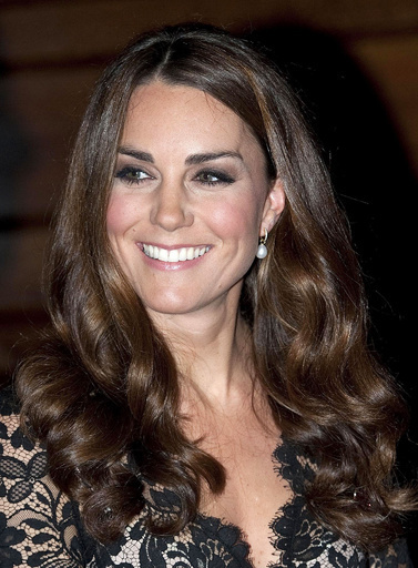 英ウィリアム王子の妻、キャサリン妃が懐妊　重いつわりで入院