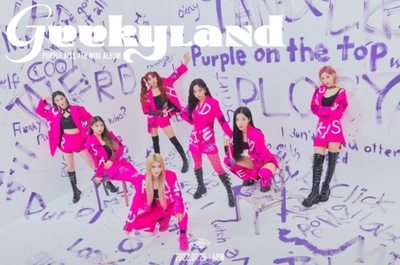 PURPLE KISS、ニューアルバムのコンセプトフォト第3弾オープン – KOREA WAVE