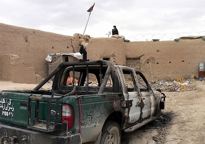 アフガン南部でタリバンが刑務所を襲撃、メンバー数百人が脱獄