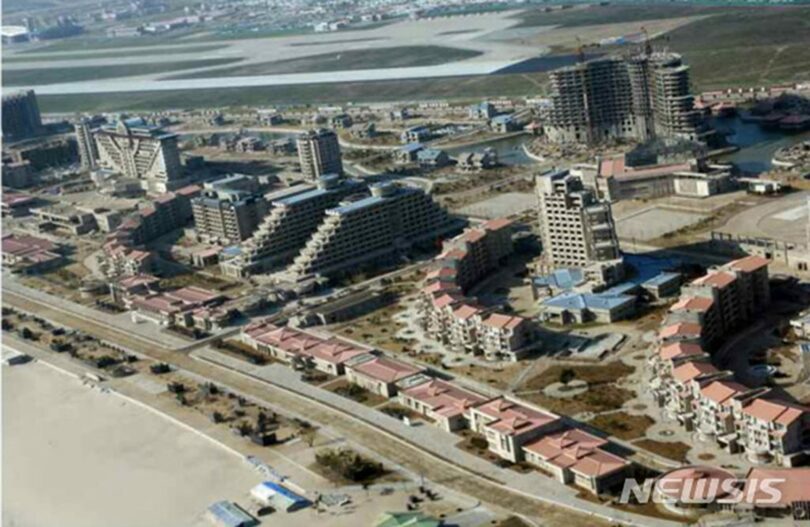 北朝鮮・葛麻海岸観光地区の全景(c)NEWSIS
