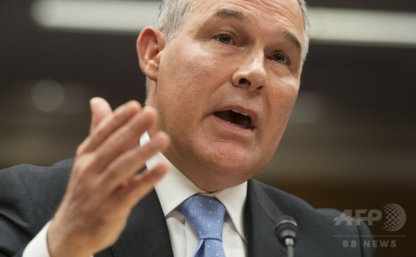 トランプ政権、車の燃費規制を撤回 前政権の規制は「厳し過ぎ」