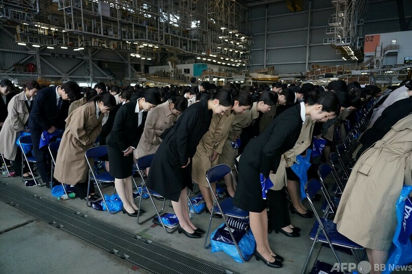 【今日の1枚】入社初日はお辞儀から 東京