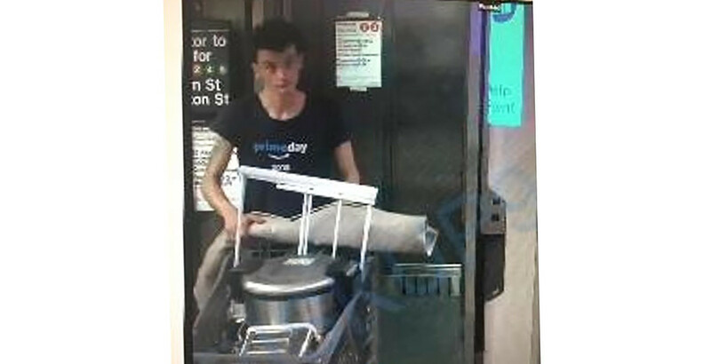 米NYの不審物騒ぎ、空の炊飯器置いたホームレスの男逮捕