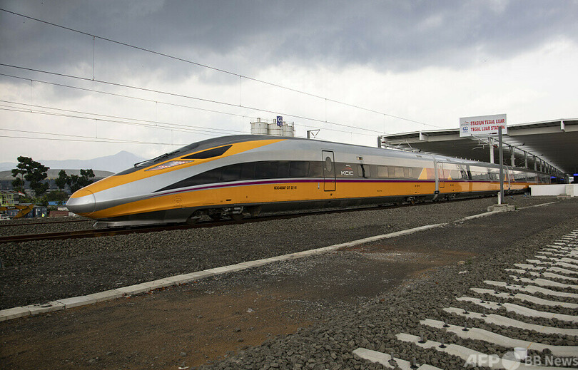 インドネシアジャカルタ・バンドン高速鉄道 中国製高速列車の出荷完了