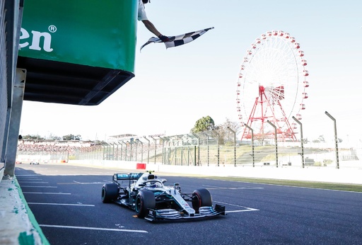F1日本GPで1周早くチェッカーフラッグ振られる、FIA調査へ 写真3枚 国際ニュース：AFPBB News