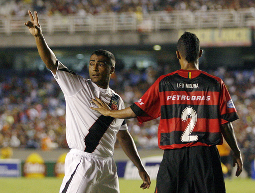 サッカー リオ・デ・ジャネイロ州選手権＞ロマーリオ 通算1000ゴールに