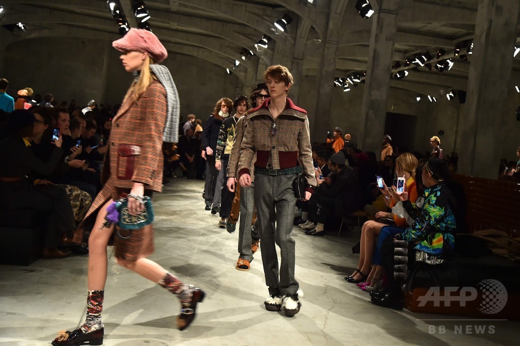 「プラダ」17/18年秋冬メンズ