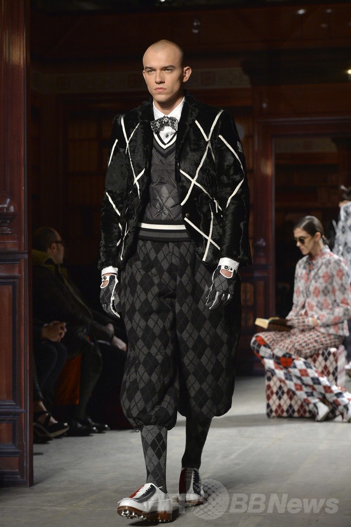 ＜14/15年秋冬ミラノ・メンズコレクション＞モンクレール ガム・ブルー