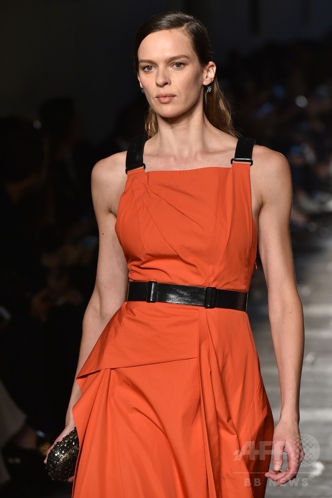 「ボッテガ・ヴェネタ」17年春夏