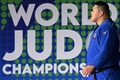 世界柔道選手権、男子100キロ超級。決勝の畳に向かう斉藤立（2022年10月12日撮影）。(c)Kirill KUDRYAVTSEV / AFP