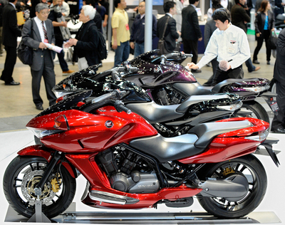 東京モーターサイクルショー開幕、ホンダ「DN-01」出展