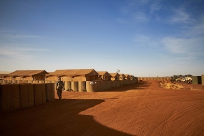 マリ北部で軍駐屯地襲撃、兵士14人死亡 イスラム過激派の犯行か