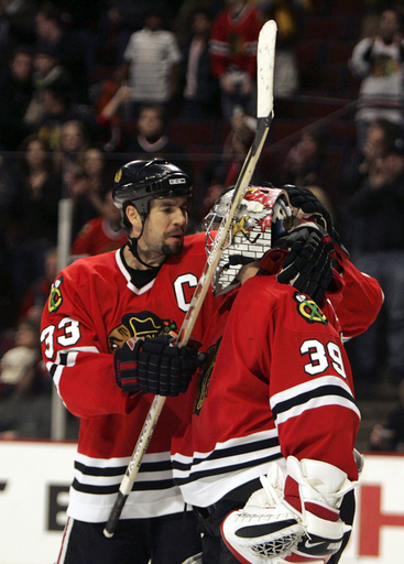 ＜06-07NHL＞ブラックホークス キングスを降し2連勝 - 米国