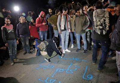 レバノン大統領、新首相選出の協議を延期