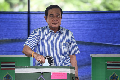 投票所でのポケモン探しはやめて、選管が警告 タイ