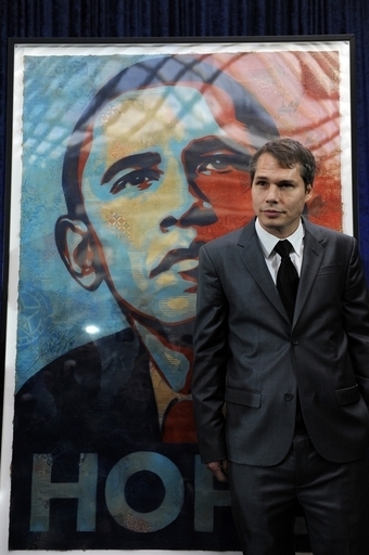 AP通信、オバマポスターの著作権を主張