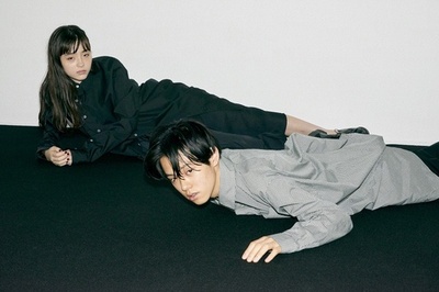 独特な形姿や花のボタンに注目、「アンシーズン」18年春夏