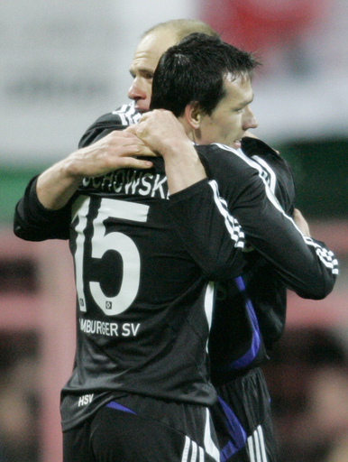 ハンブルガー ロートヴァイス・エッセンに快勝し準々決勝へ