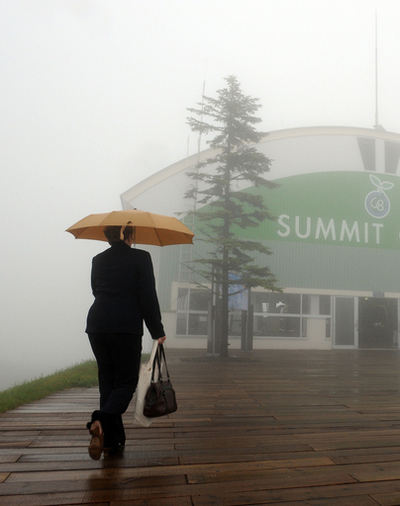 北海道洞爺湖サミット、初日は濃霧